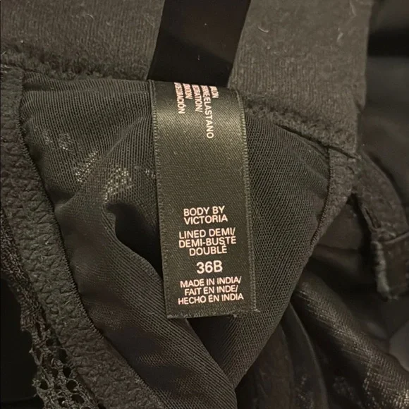 Victoria's Secret Black Lace Bra - Picture 8 of 8